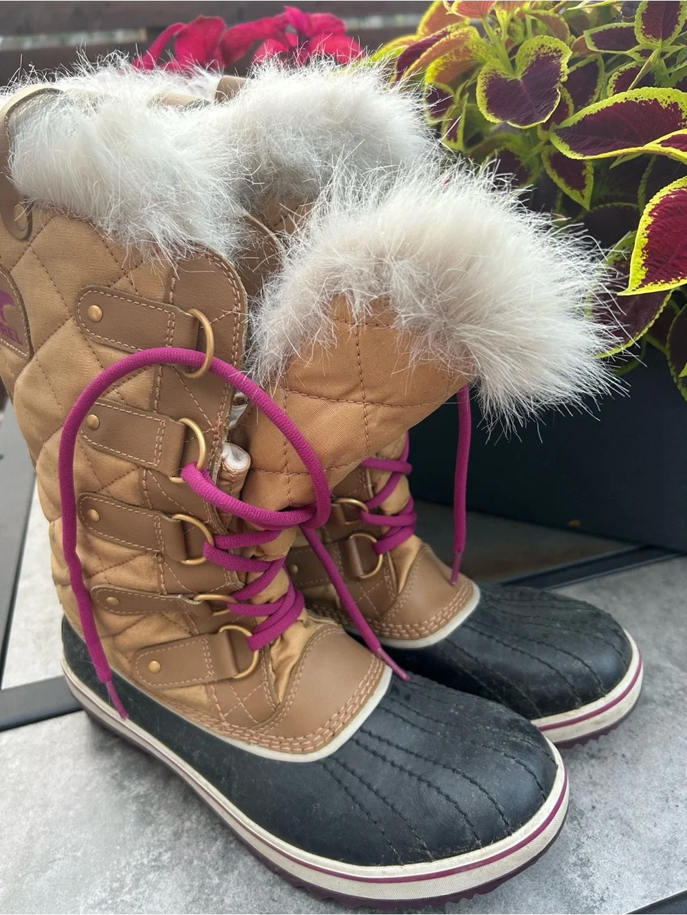 SOREL Tofino II Waterproof Faux Fur Snow Boots Taupe Pink Size 9.5